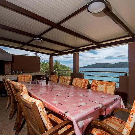 Holiday House Nastija *