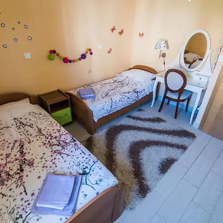 Holiday House Nastija 펜션
