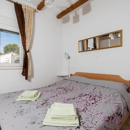 펜션 Holiday House Nastija *