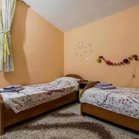 Holiday House Nastija 펜션