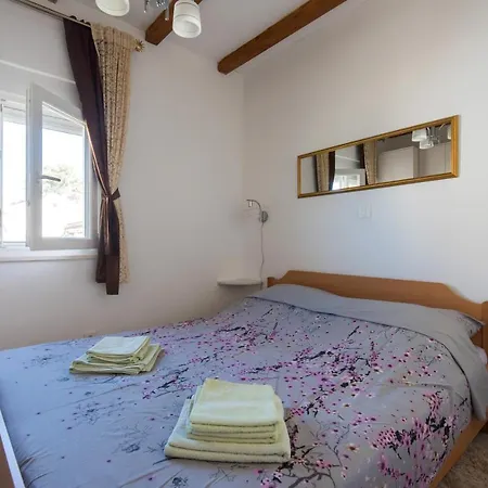 Holiday House Nastija 펜션